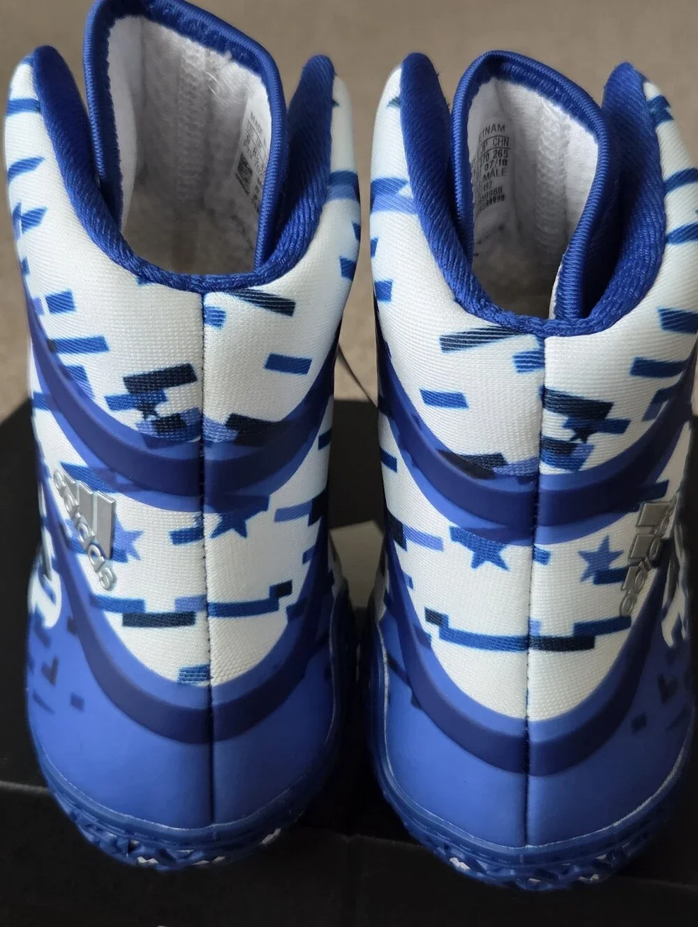 adidas mens flying